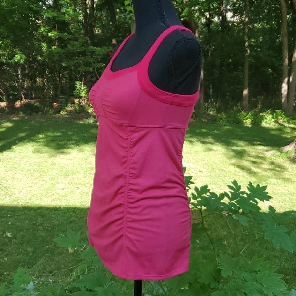 Athleta | Built in bra workout top - Picture 2 of 7